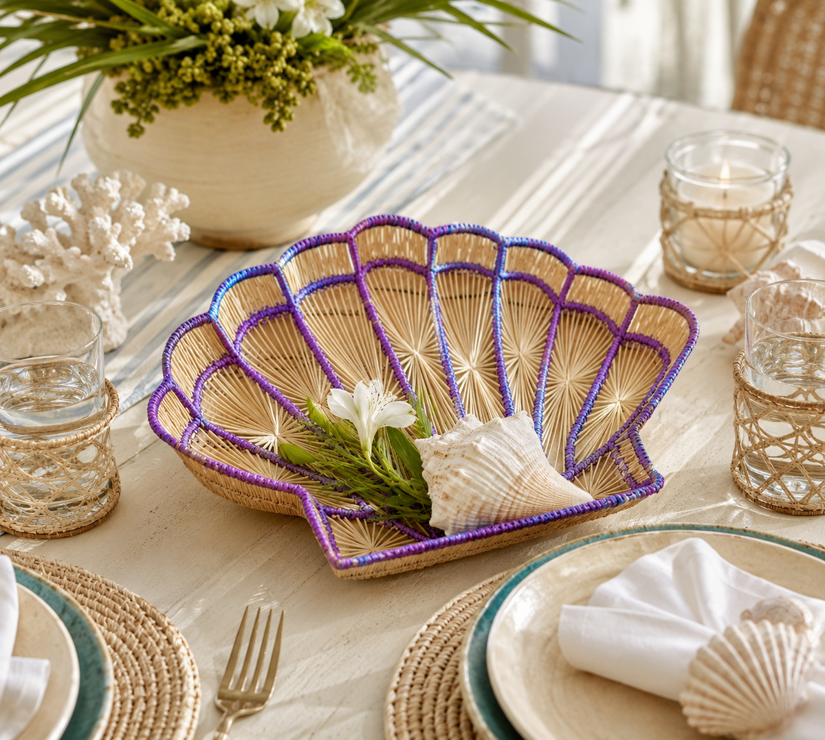 Shell Charm Handwoven Iraca Decorative Tray