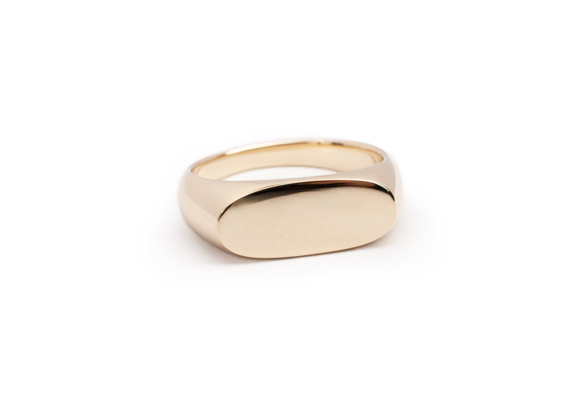 SIGNET 104 | Brass