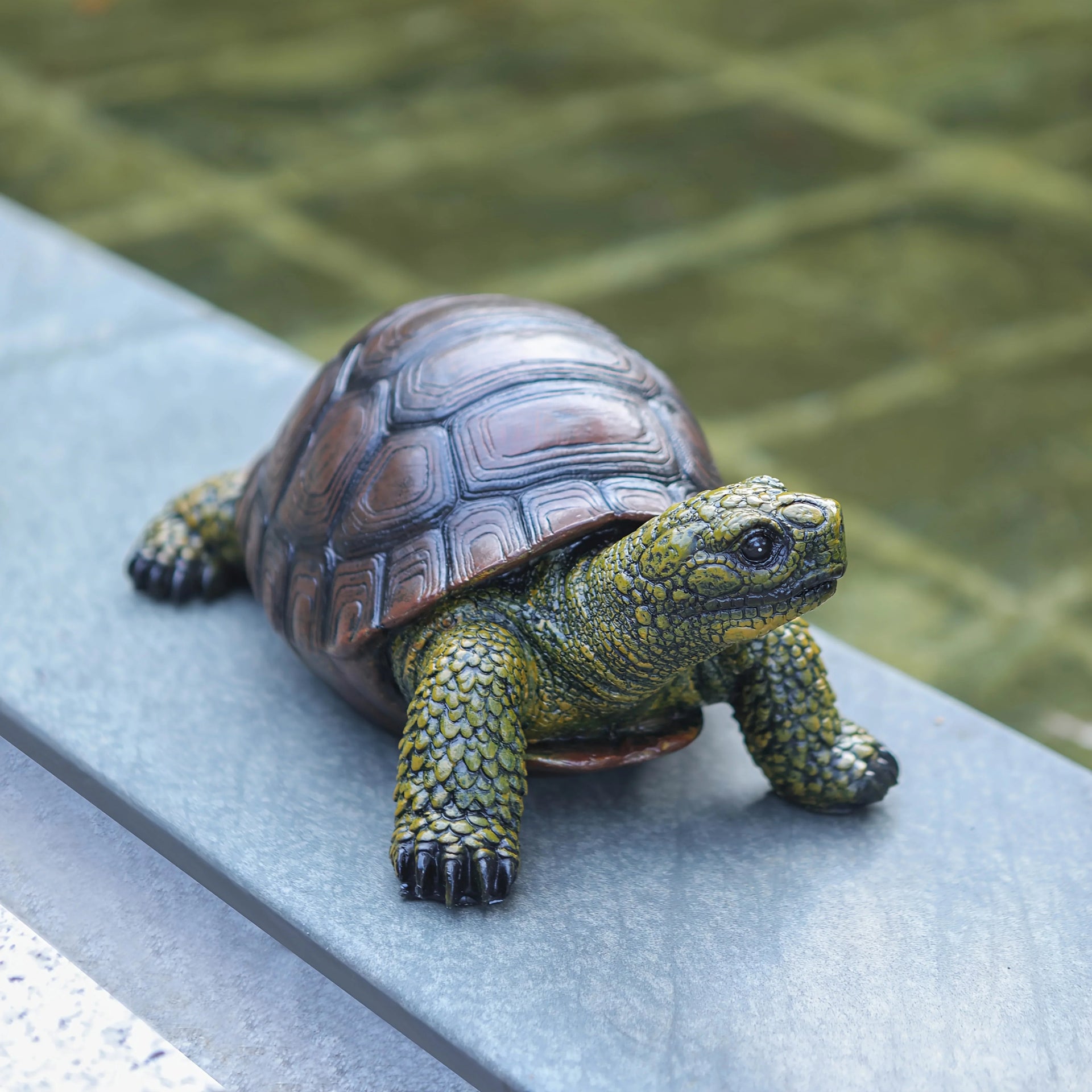 Realistic Ceramic Turtle Statue for Outdoor Garden Decor