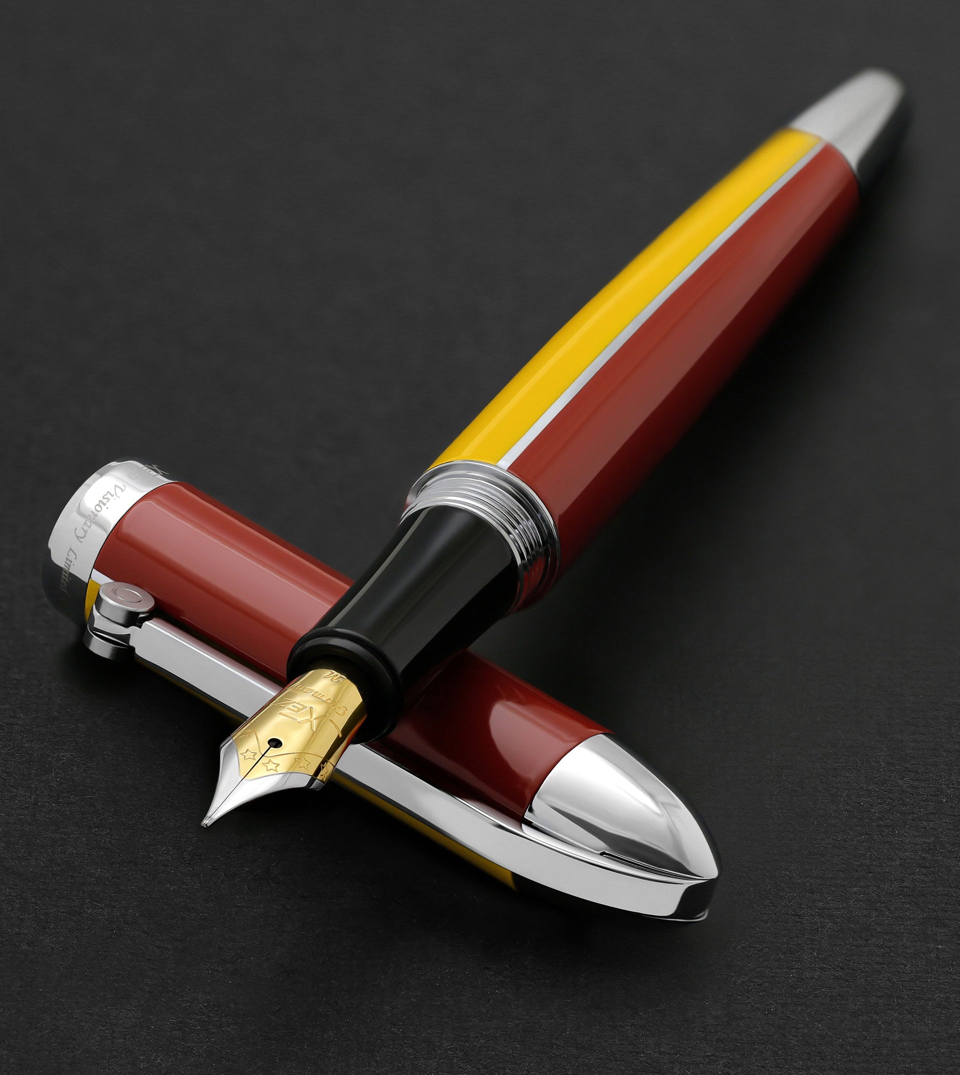 Visionary® Brass & Aluminum Enameled Fountain Pen (Medium Nib) - Aspen Gold / Red