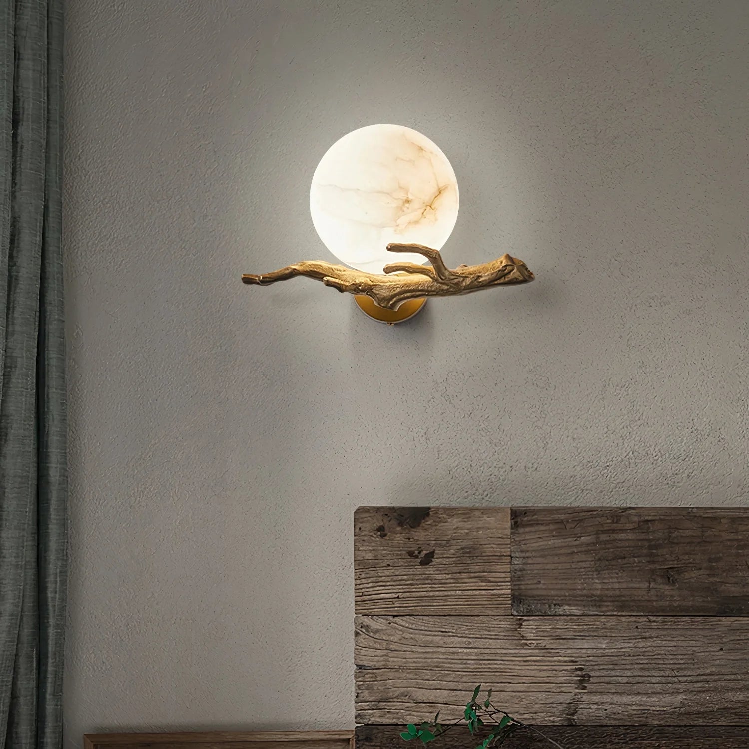 Retro Twigs Round Alabaster Wall Lamp
