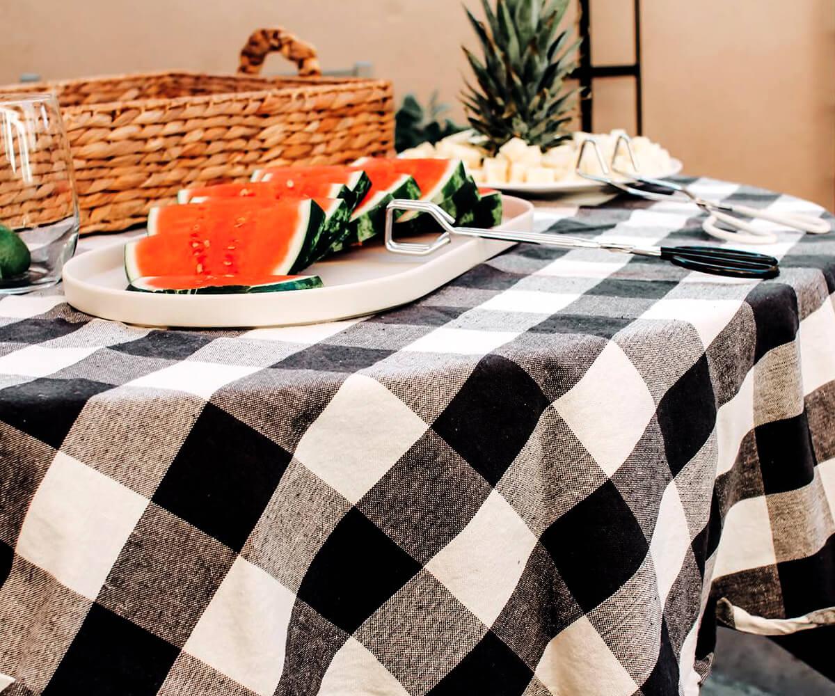 Round Tablecloth - Plaid Tablecloths