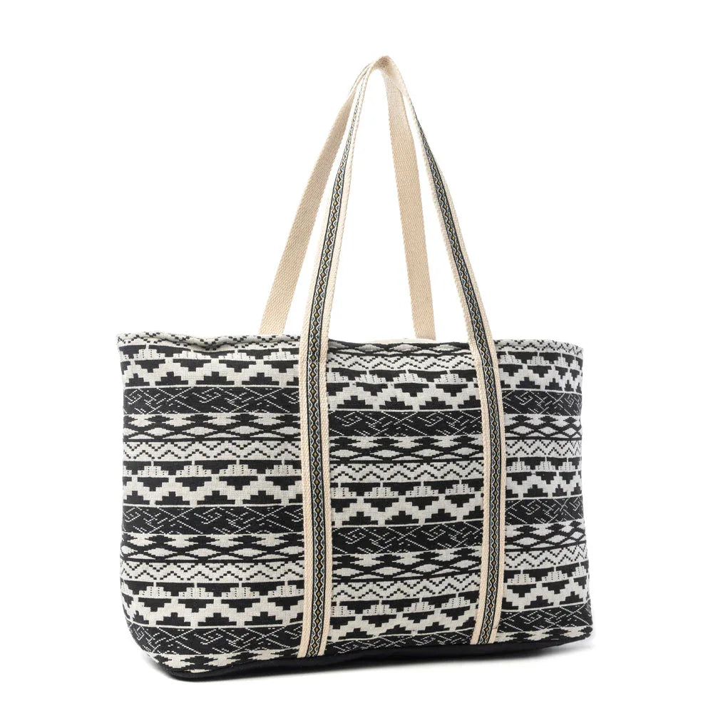 Myra Nocturne Mesa Weekender Bag in Midnight Ivory