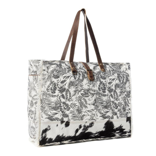 Myra Wildfern Hide Western Weekender Bag for Women in ivory with hairon detail