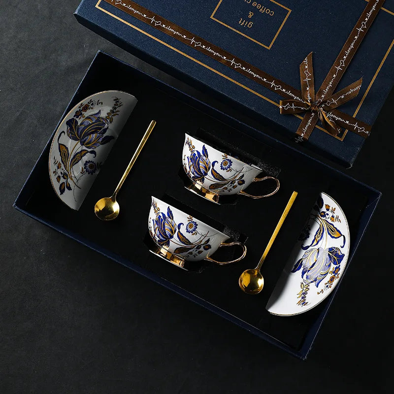 Retro Ceramic Gold-rimmed Coffee Mugs European Bone China Coffee Cups and Saucers Set Light Luxury Tea Cups Gift