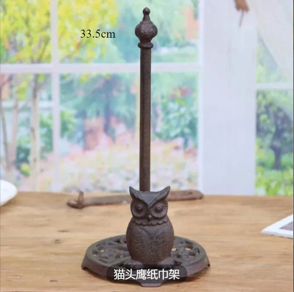 Vertical Giraffe Tissue Holders European Style Creative Cast Iron Handicraft Roll Paper Holder Kitchen Paper Home Storage Rack Gifts for You 'n Me