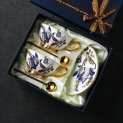 Retro Ceramic Gold-rimmed Coffee Mugs European Bone China Coffee Cups and Saucers Set Light Luxury Tea Cups Gift