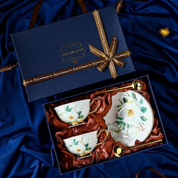 Retro Ceramic Gold-rimmed Coffee Mugs European Bone China Coffee Cups and Saucers Set Light Luxury Tea Cups Gift