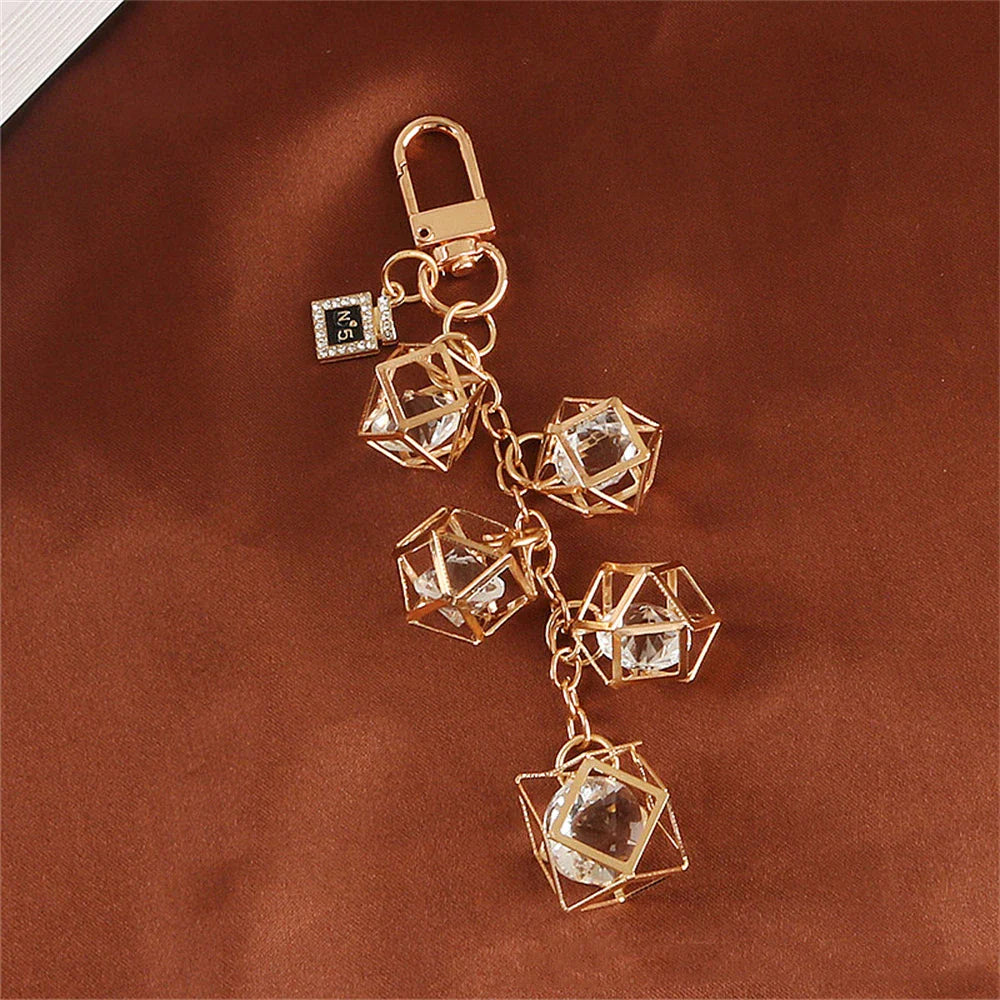 Exquisite Pearl Heart Pendant Keychain Fashion Handbag Ornaments Accessorie Keyring Tassel Waist Wallet Trinket Key Holder Charm