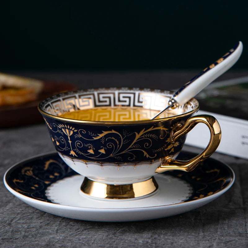 Bone China Mugs Coffee Cups Spoon Saucer 3pcs/Set Restaurant Drinking Utensils Household Drinkware for Wedding Birthday Gifts