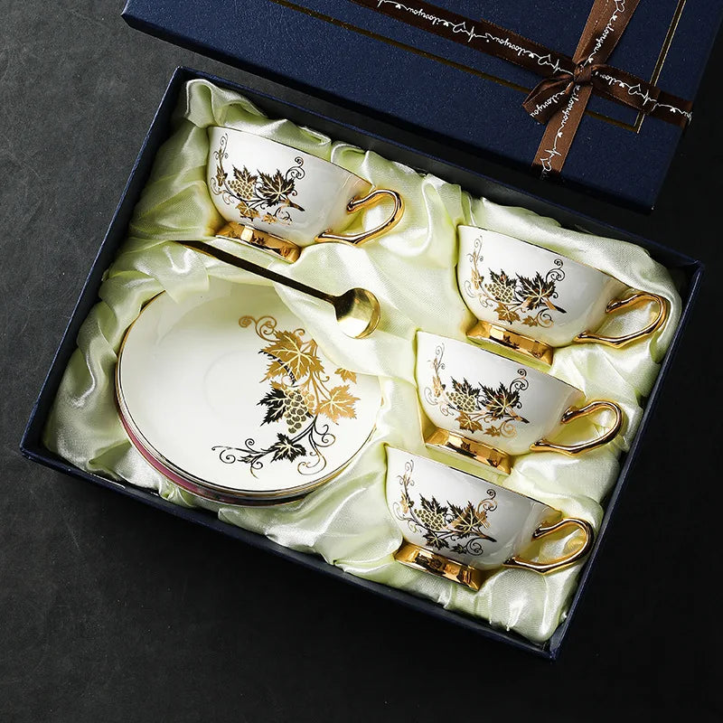 Coffee cup small exquisite set ceramic British afternoon tea cup bone china flower tea cup European cup saucer high value