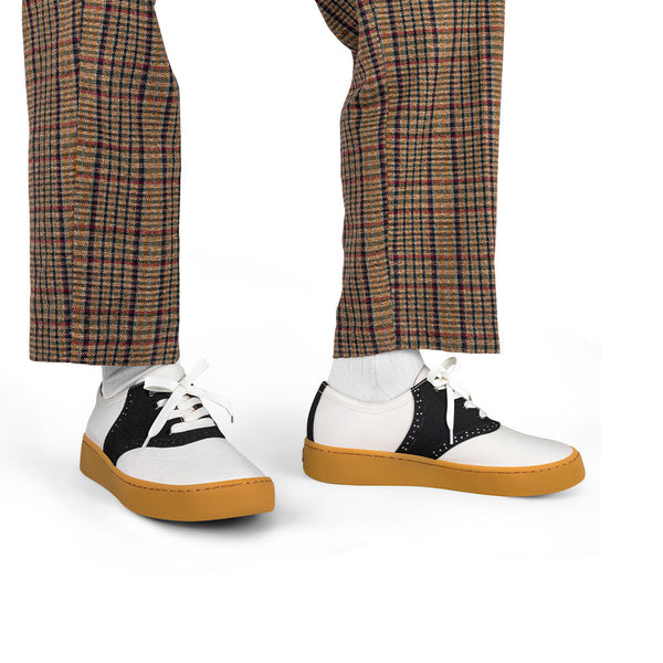 Chocolaticas® Saddle Casual Sneaker