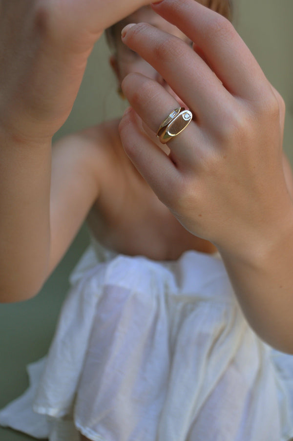 SIGNET 105 | Silver + Diamond