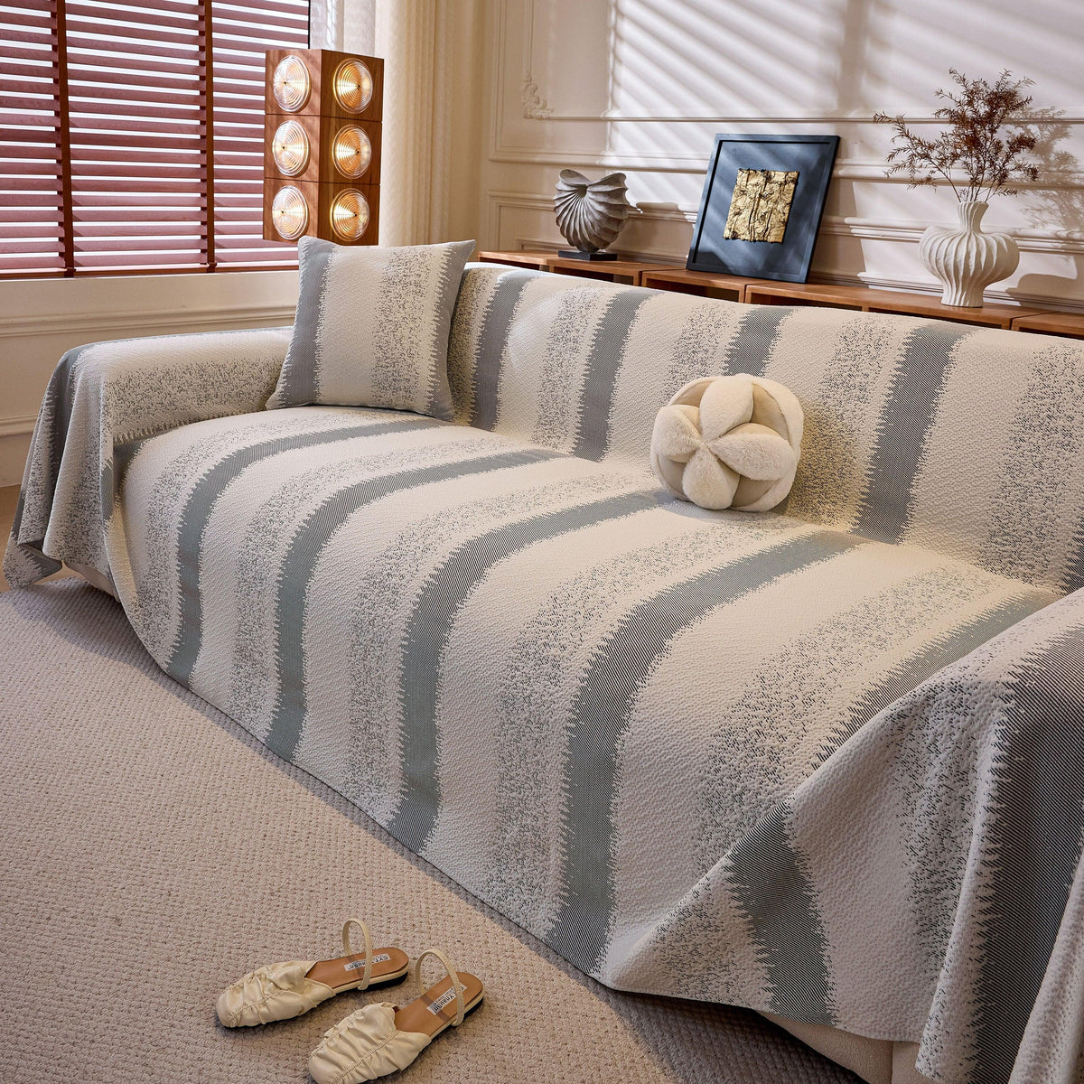 Modern Striped Sofa Throw Blanket, Lightweight Couch Cover for Summer Seating