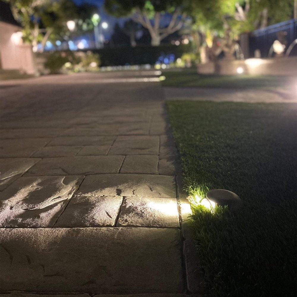 STA05 3W 12V Low Voltage Cast Aluminum Round Surface Mount LED Step or Deck Light