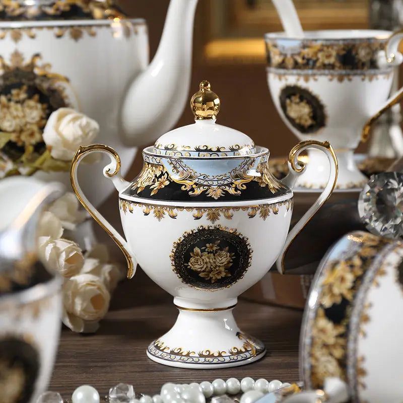 Nordic Palace Style Bone China Coffee Cup and Saucer Set Retro Phnom Penh Home Afternoon Tea Set Milk Jug Sugar Bowl Ceramic Cup