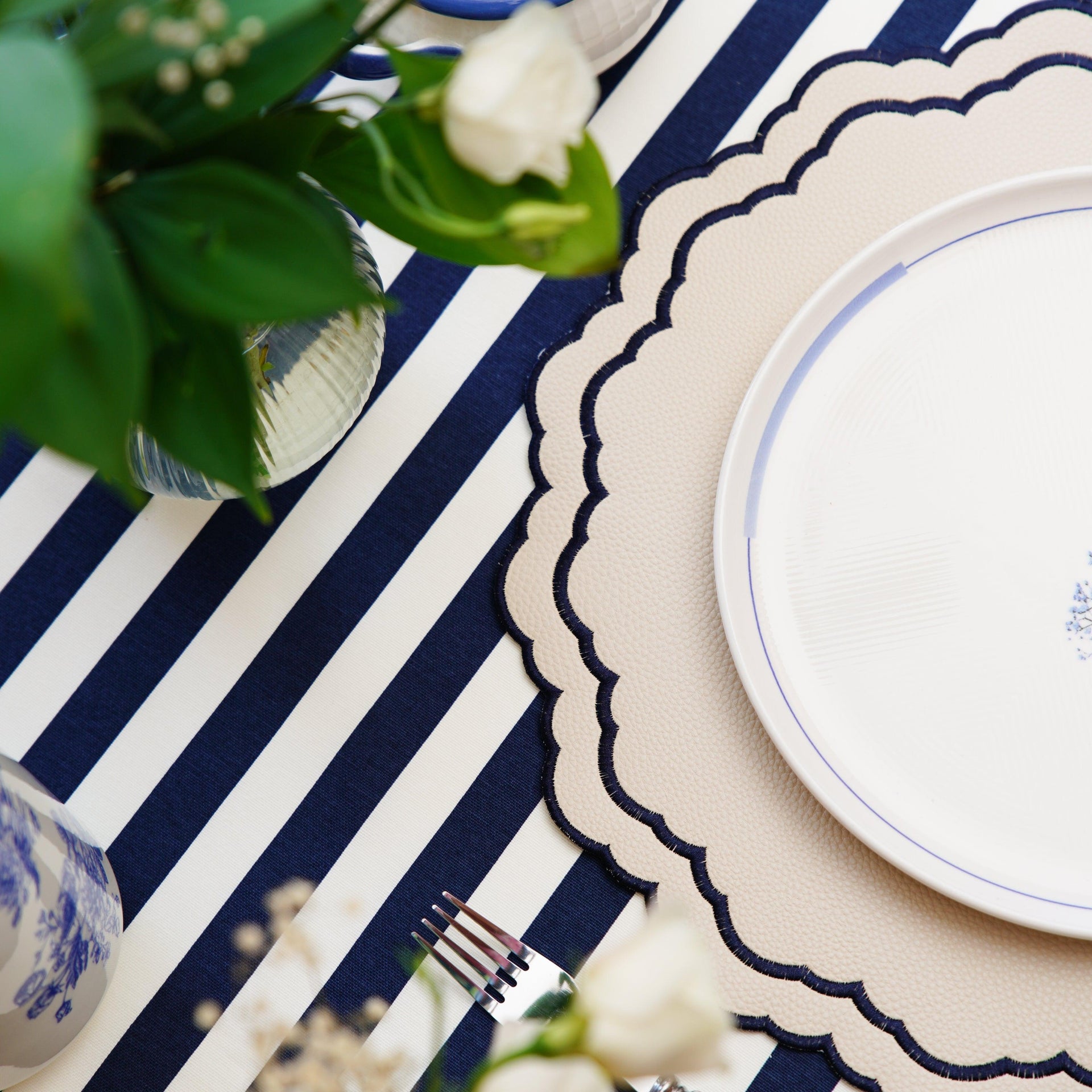 SPRING TABLE DECOR – SCARLET WHITE & NAVY BLUE FAUX LEATHER PLACEMAT