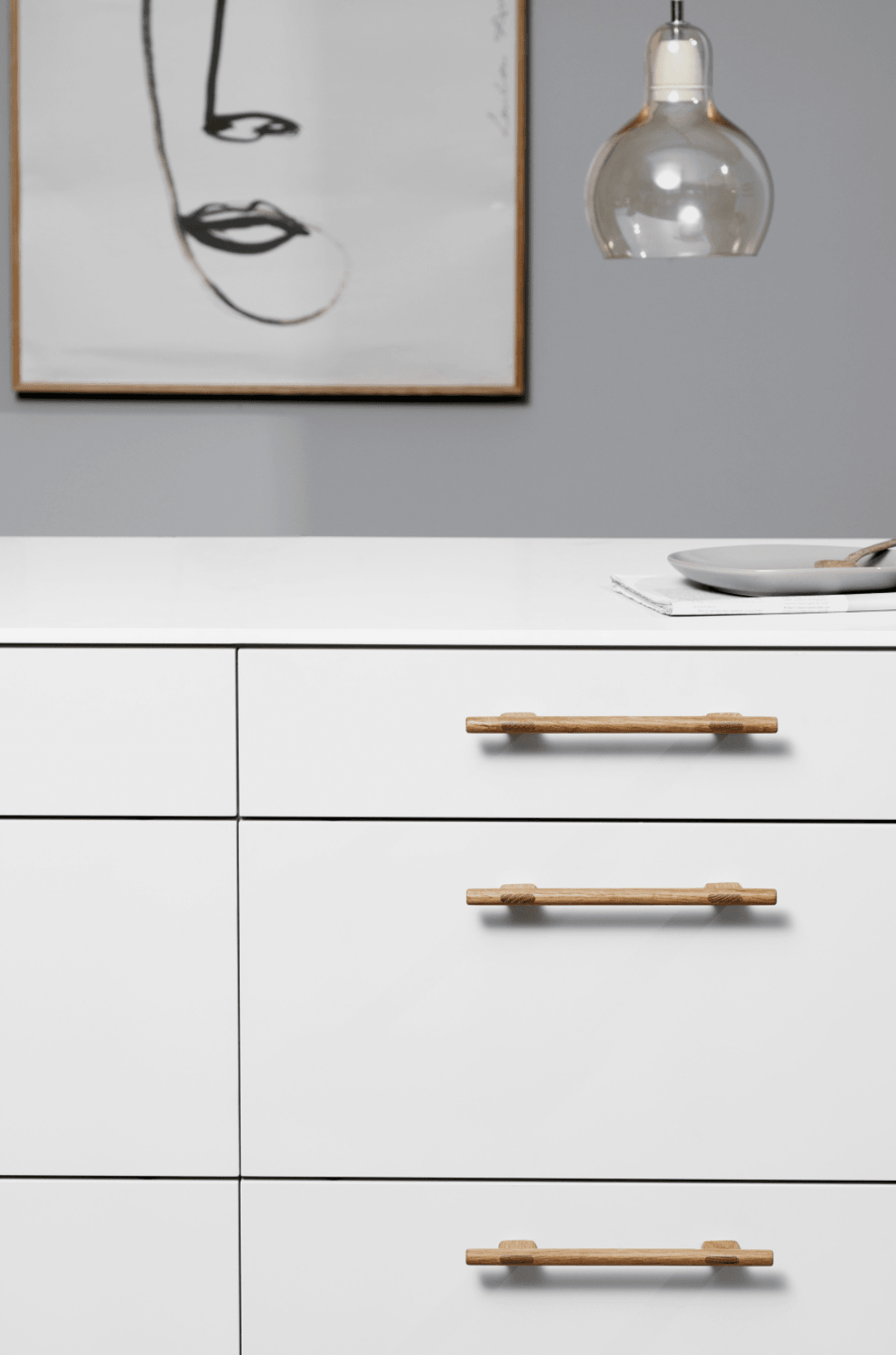 Lacquered Oak 