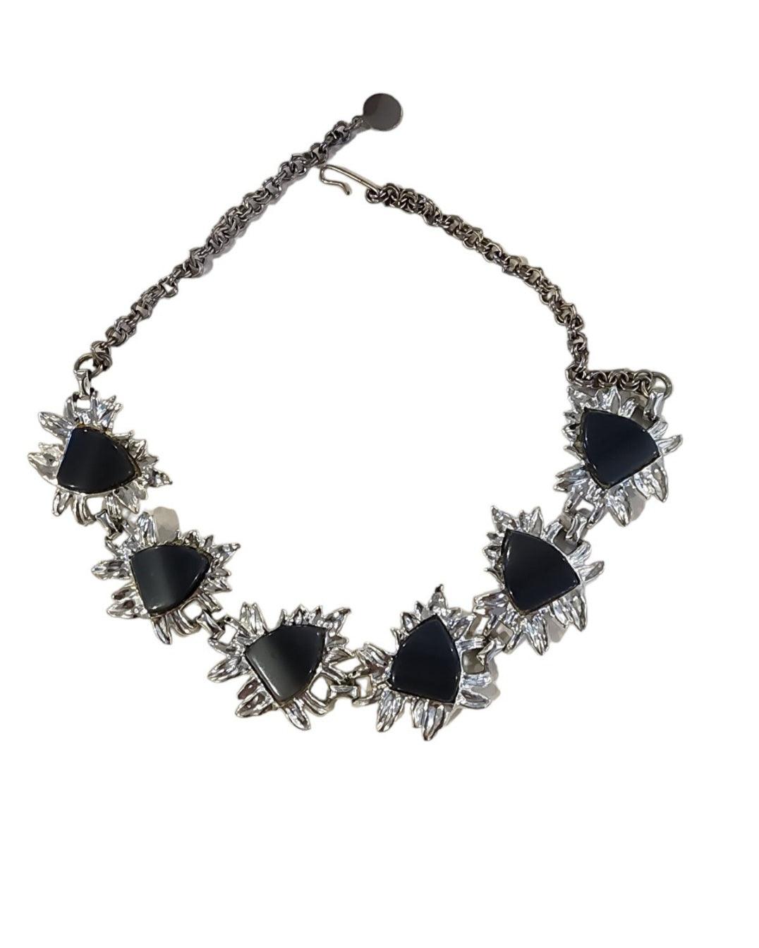 Vintage Fashion Jewelry  Ɓlack and Silver tone Choker Necklace 15.5