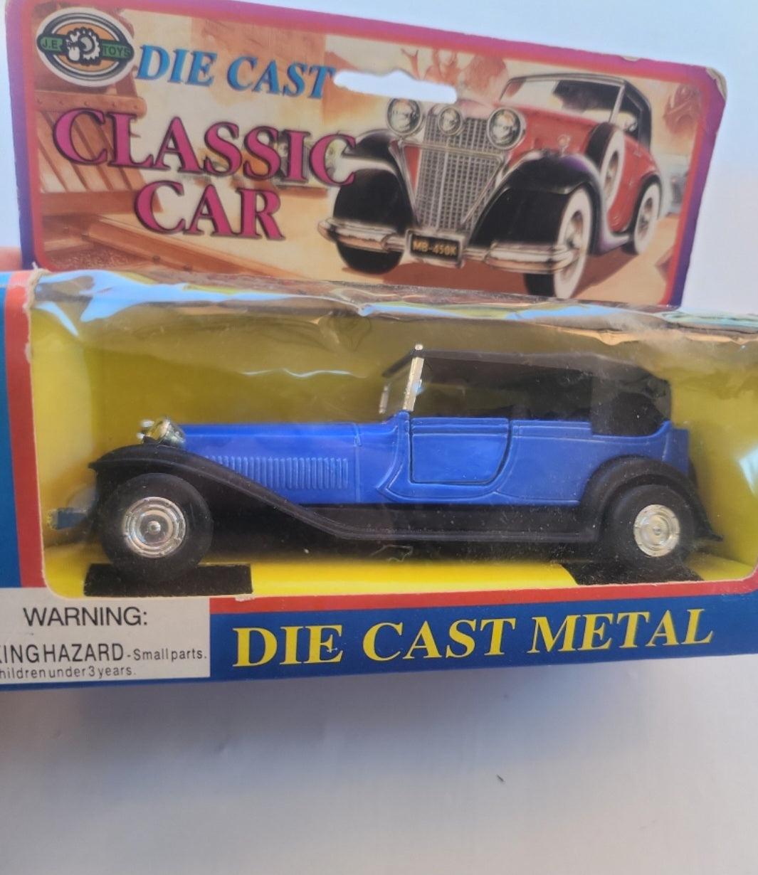 Vintage JE Toys, Diecast Metal Classic Car, aprox.  4.50