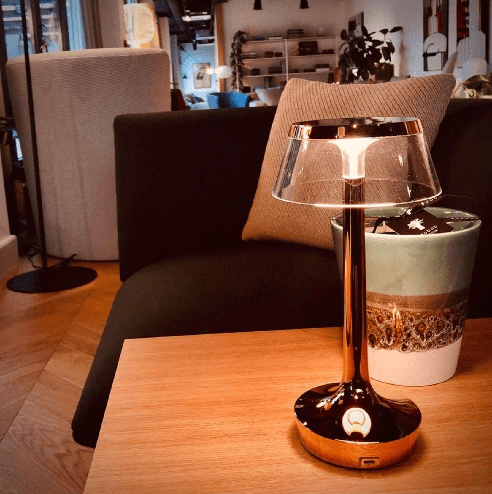 Touch Crystal™ Lamp Iluminating