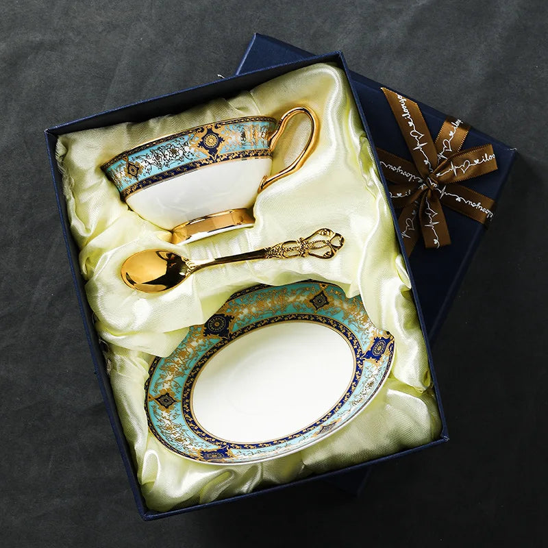 Retro European bone china coffee cup set ceramic high value water cup light luxury cup saucer afternoon tea cup tea set