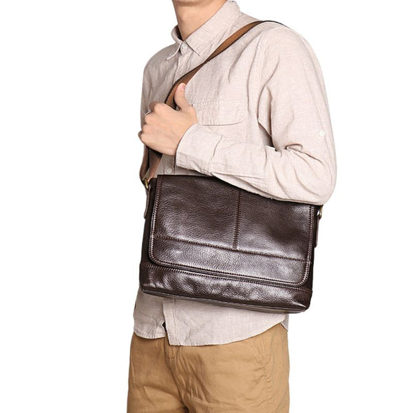 Medium Cow Leather Messenger Bag