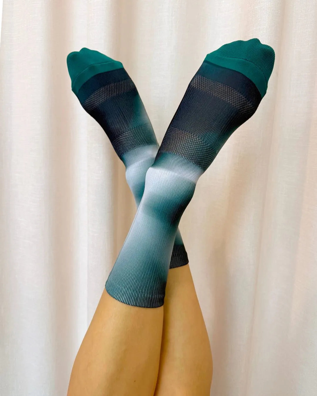 Performance Crew Socks - Verde Mist