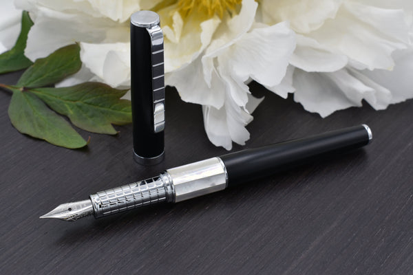 Xezo Speedmaster® Black Brass Fountain Pen (Medium Nib) - With White Mother of Pearl