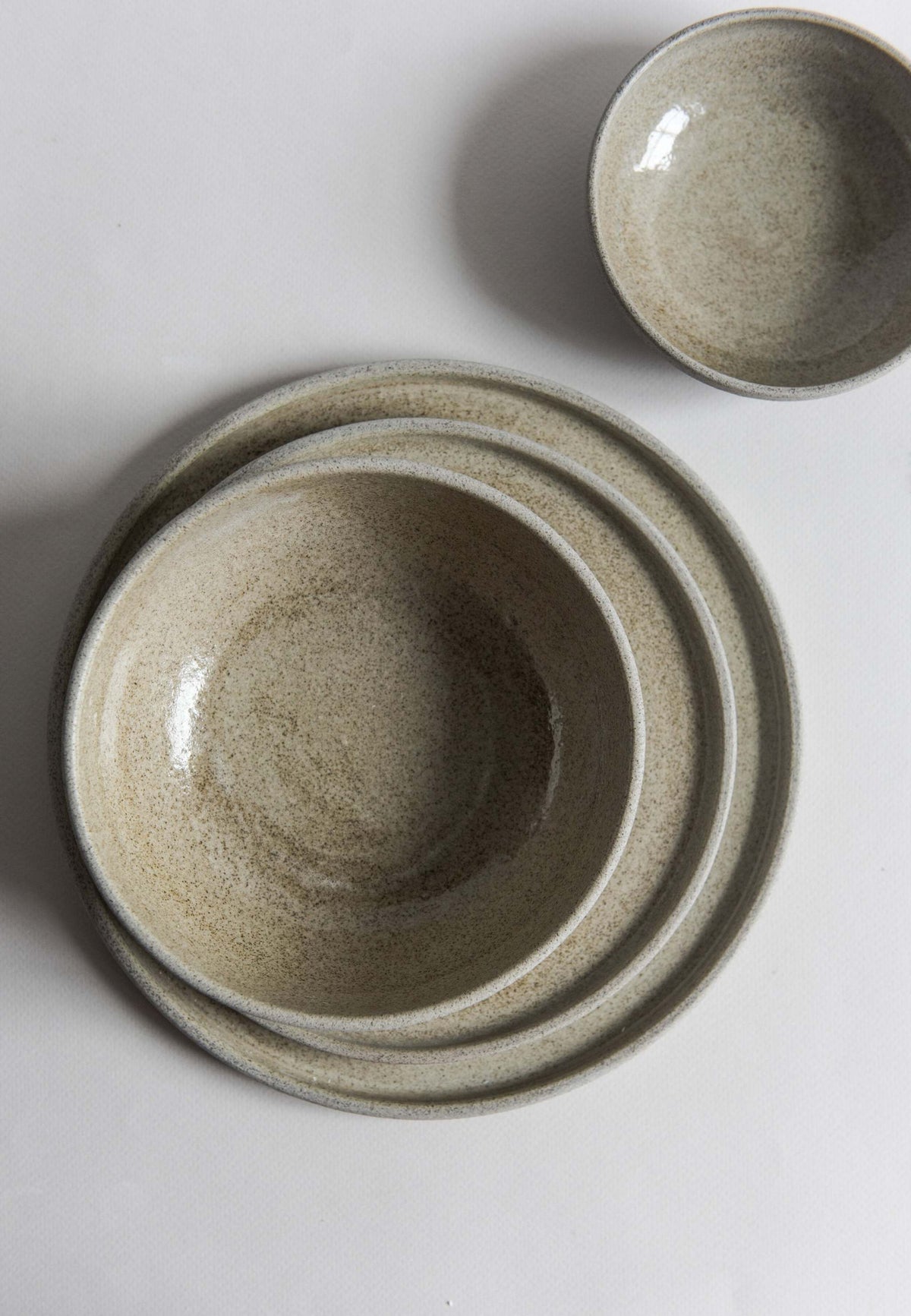 Stoneware Dinner Plates 