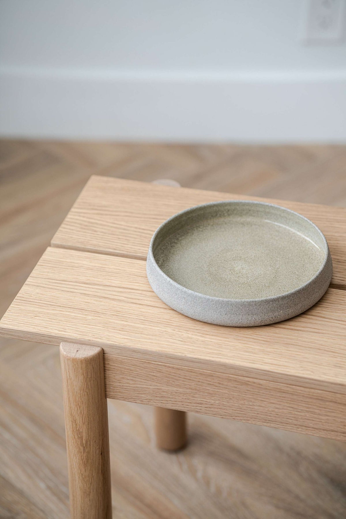 Stoneware Salad Plates with High Sides 