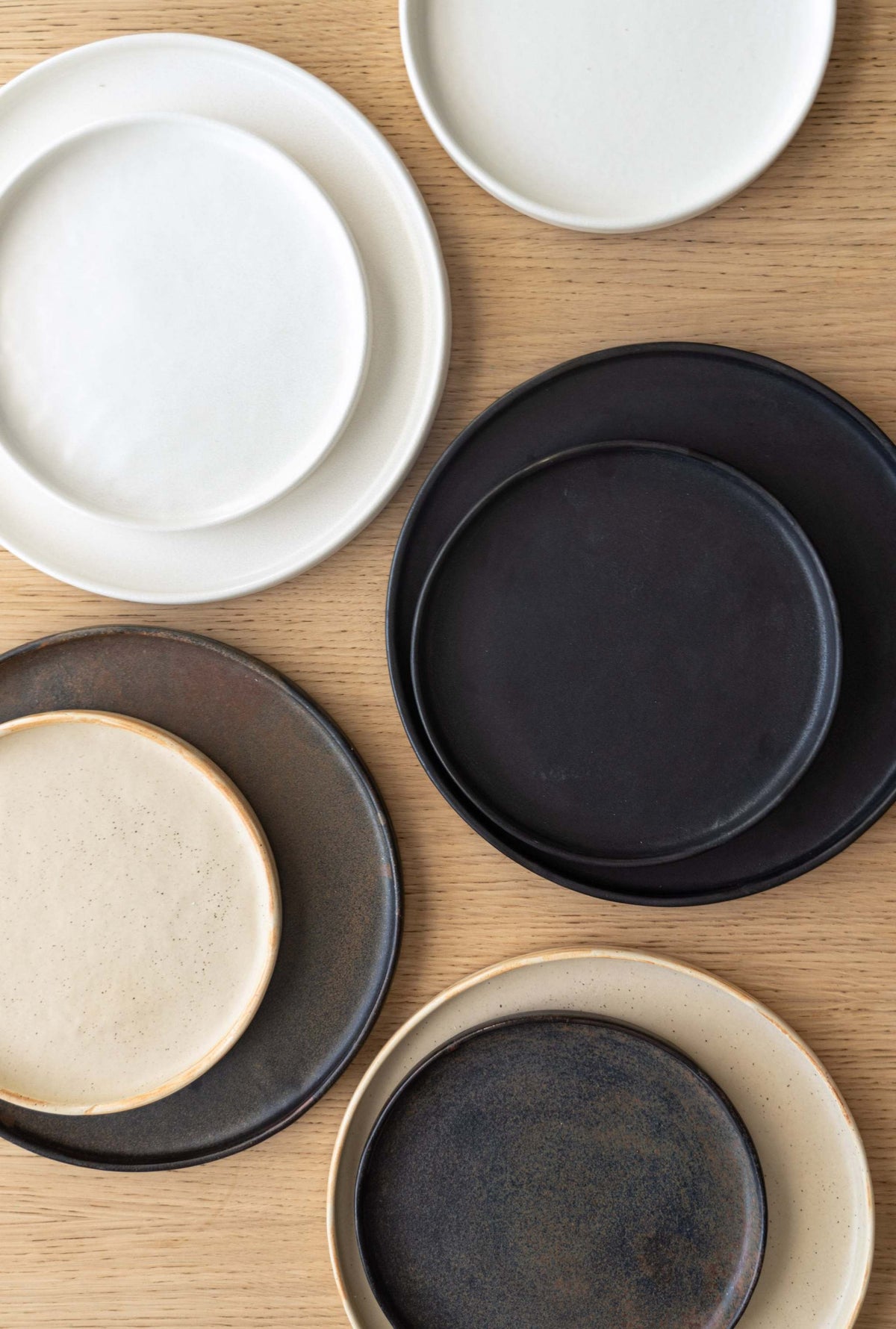 Stoneware Rust Dinner Plates