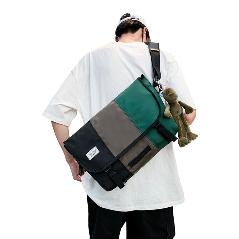 Strong Lightweight Messenger Bag