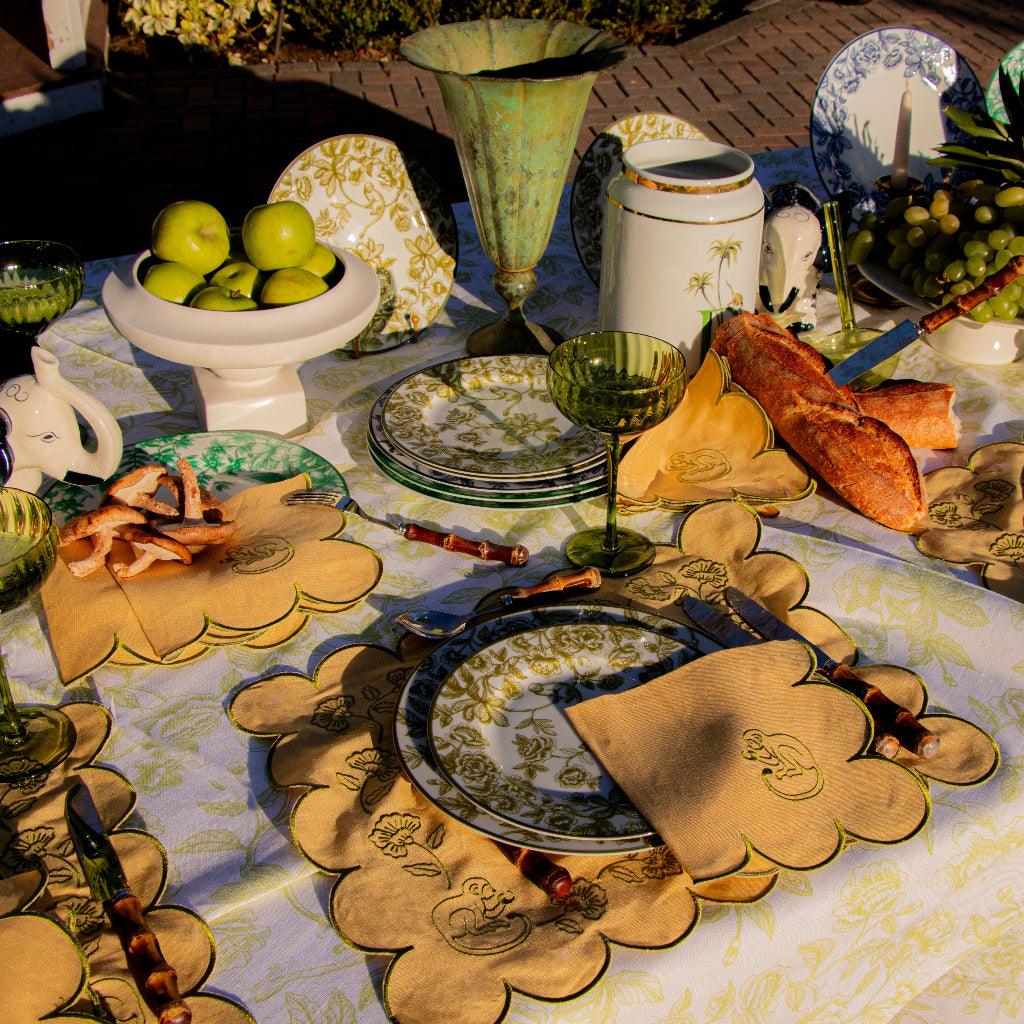Sunlit Moss Linen Napkins – Set of 4