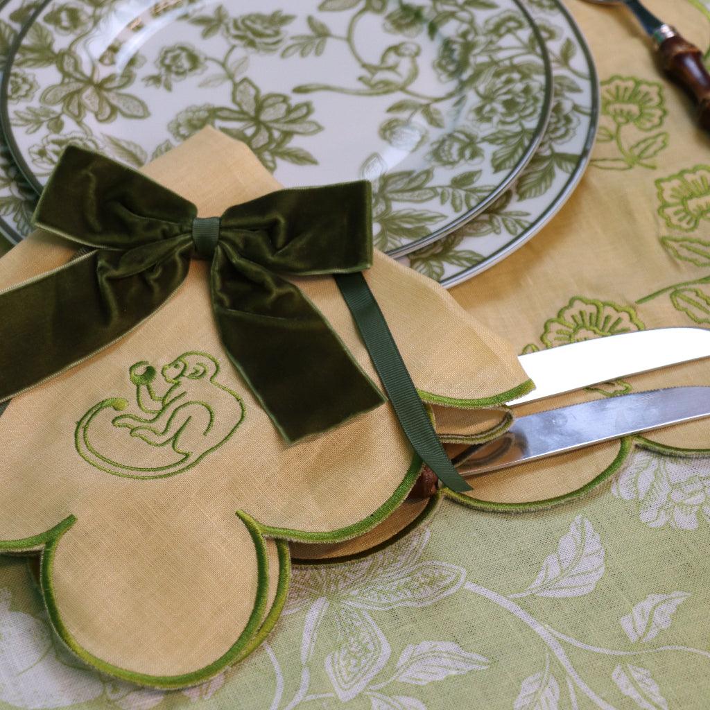 Sunlit Moss Linen Napkins – Set of 4