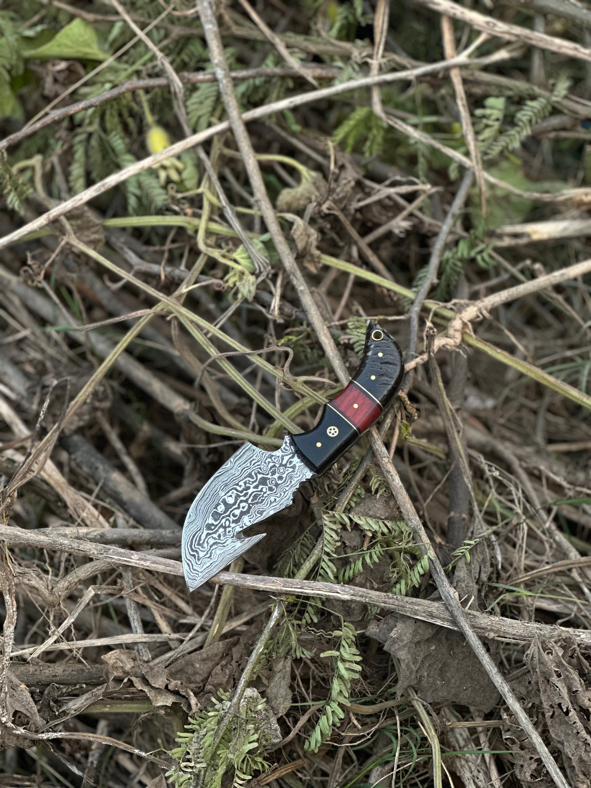 Premium Custom Handmade Damascus Steel Guthook Skinning Knife with Resin Handle - 7.5” Sharp Blade with Leather Sheath