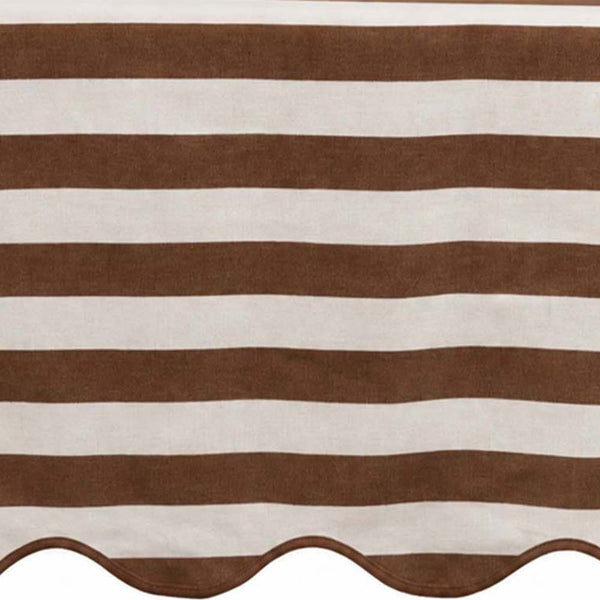 Scalloped Edge Tablecloth - Striped