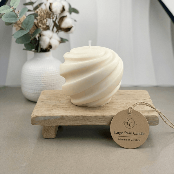 Swirl Candle | Minimalist Creation