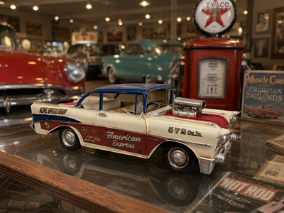 Vintage Metal Classic Car Model Décor
