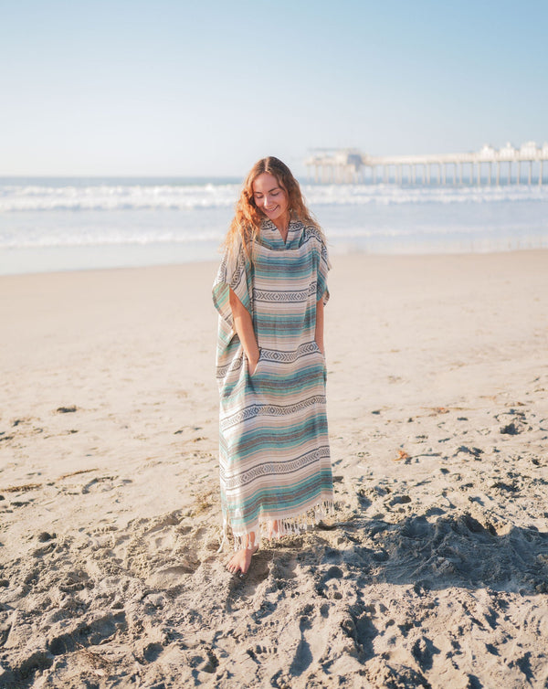 Santa Cruz Cotton Poncho – 100% Turkish Cotton Hooded Beach & Surf Cover-Up (One Size)