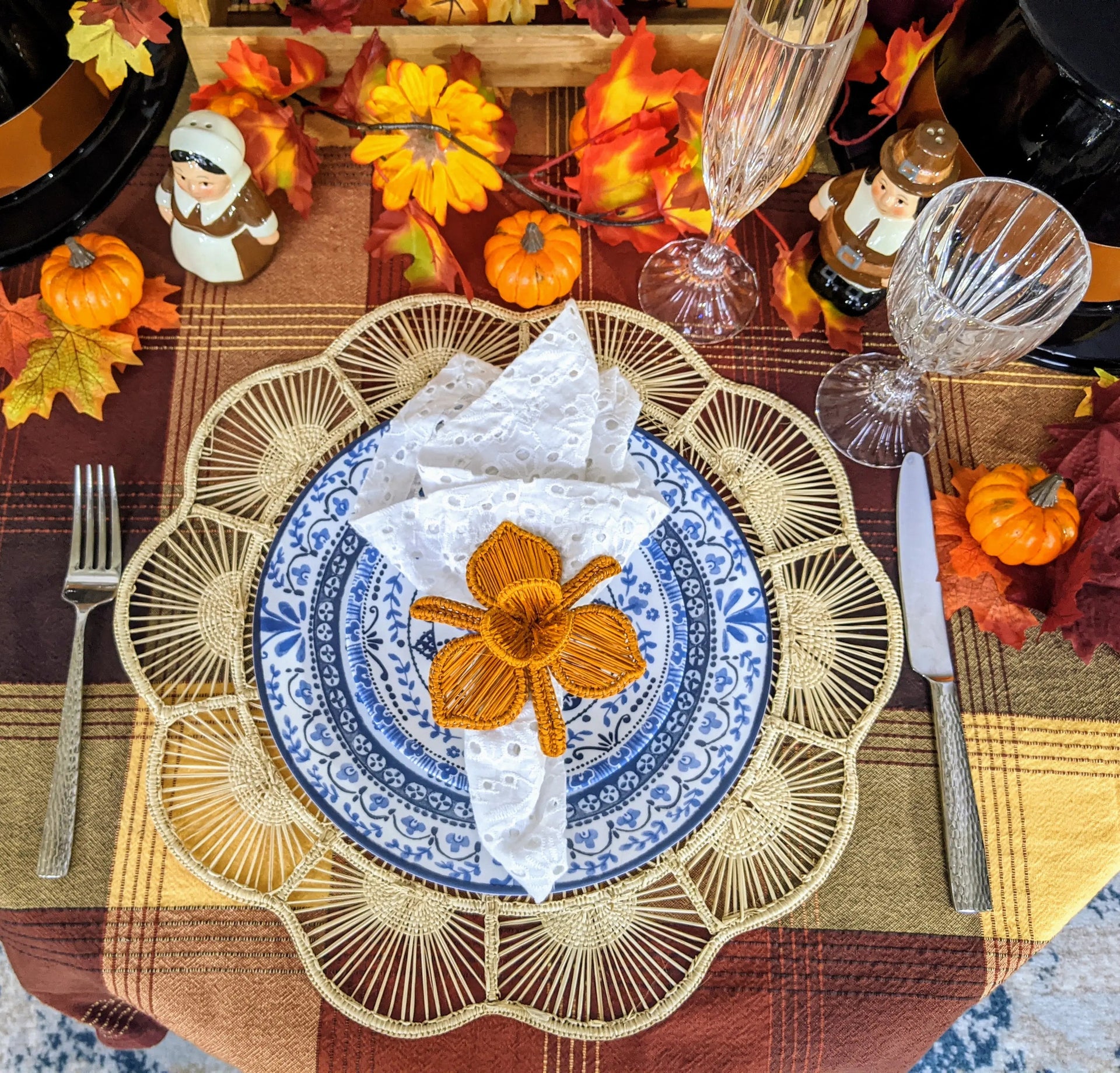 Thanksgiving Orchid Handwoven Iraca Napkin Ring