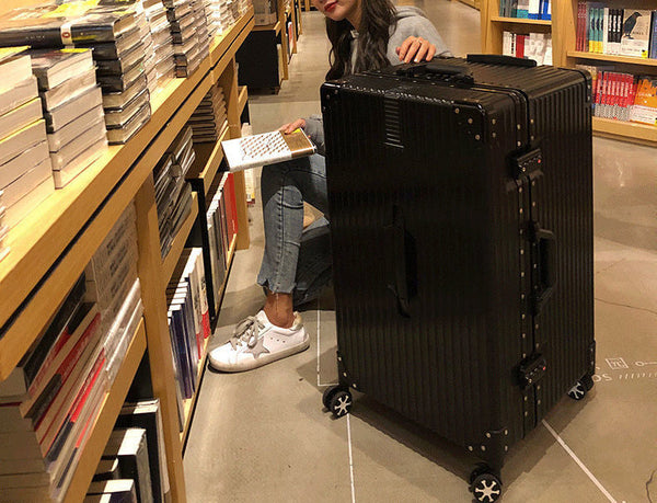 The Bats™ Pro Suitcase