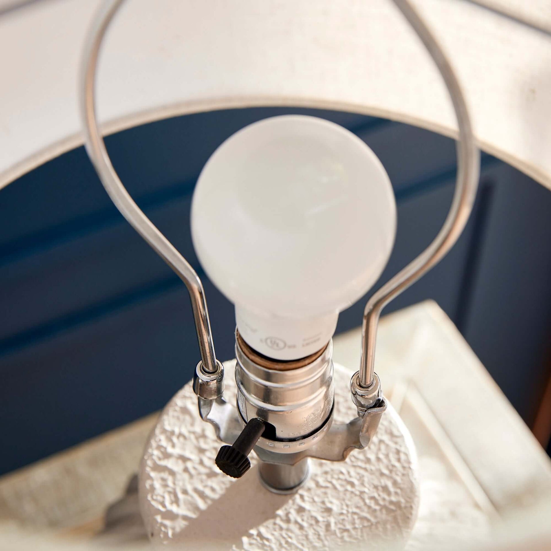 Vintage-Style Cream Ribbed Table Lamp with Linen Shade