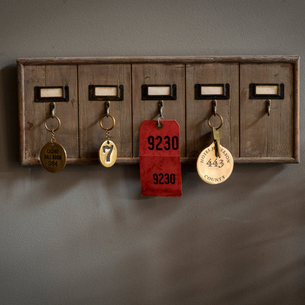 Wooden 5-Key Rack