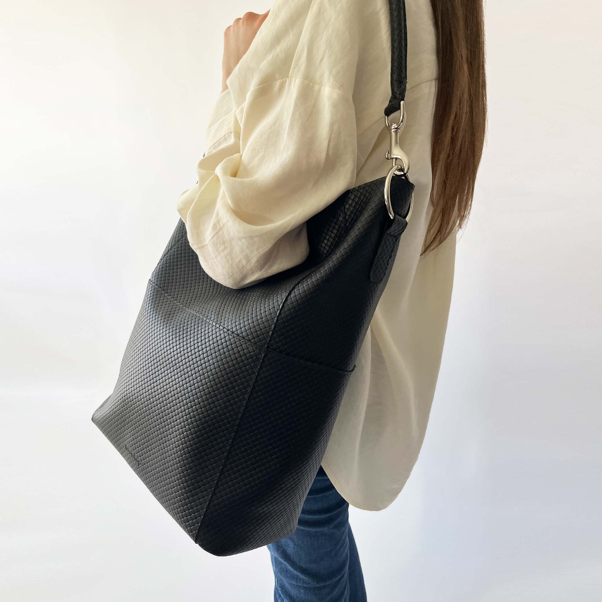 Meletti Bag in Braided Black