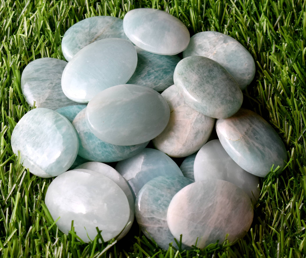 Amazonite Worry Stone for crystal healing (Pocket Palm Stone / Thumb Stone)