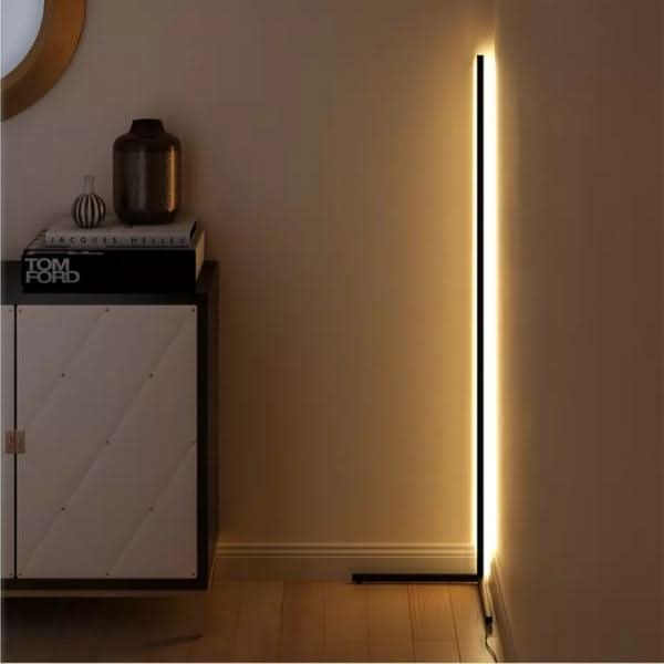 Minimal Warm Lamp Iluminating