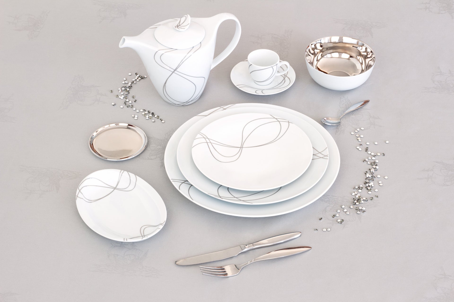 Wave 14-piece Dinner Setting