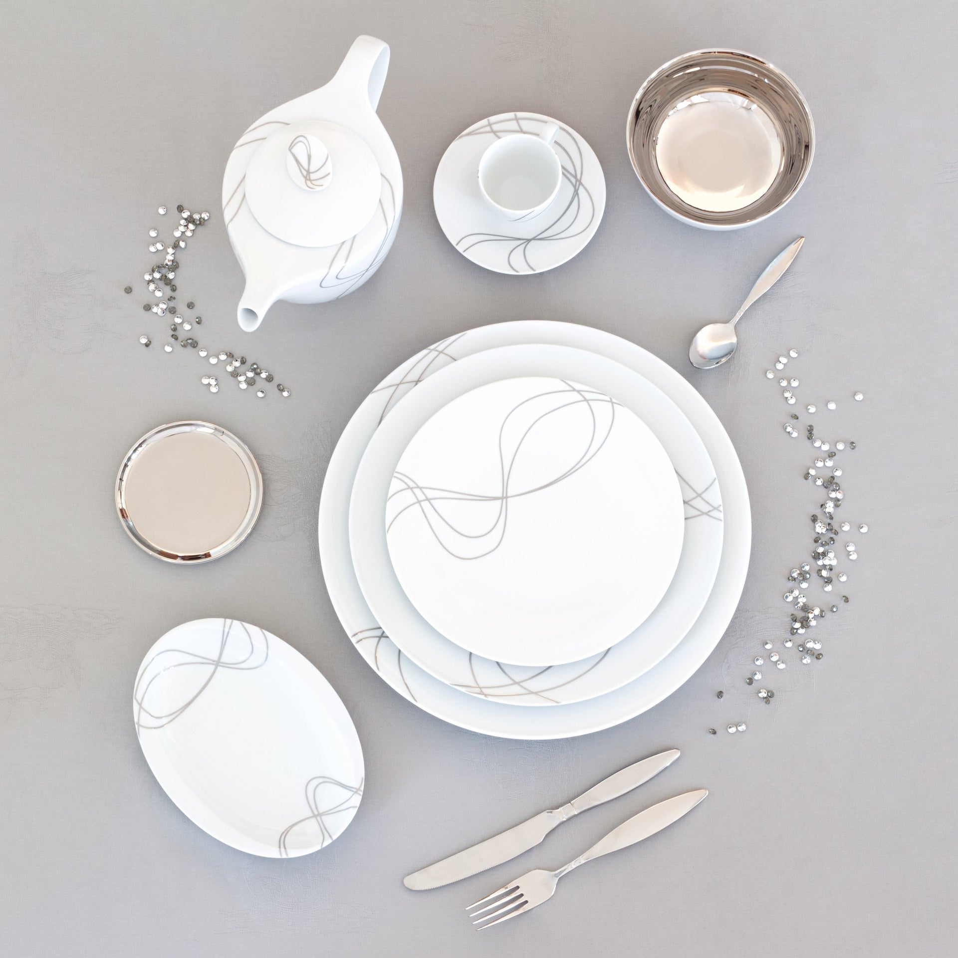 Wave 14-piece Dinner Setting