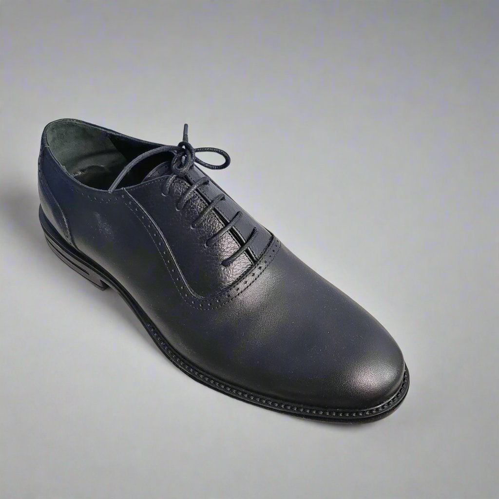 Hyndaza - men's Leather oxford dress shoes with pebbled detailing (signature)